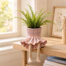 Load image into Gallery viewer, Free in ruffles creative sitting legs planter for plants and home decor