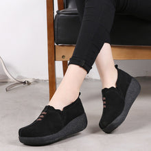 Load image into Gallery viewer, Round toe fly woven mesh thick sole ladies casual shoes
